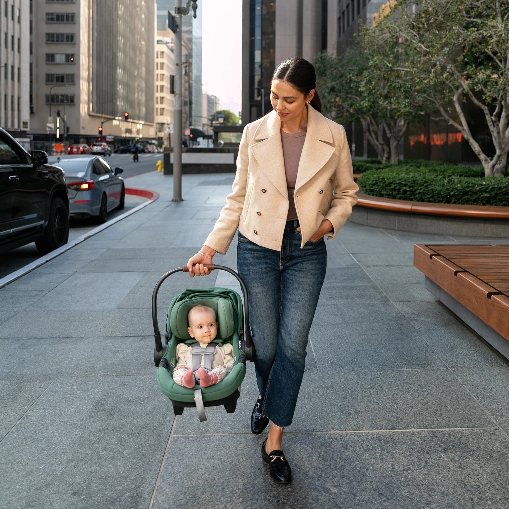 uppababy aria gwen UPPAbaby Aria Infant Carseat