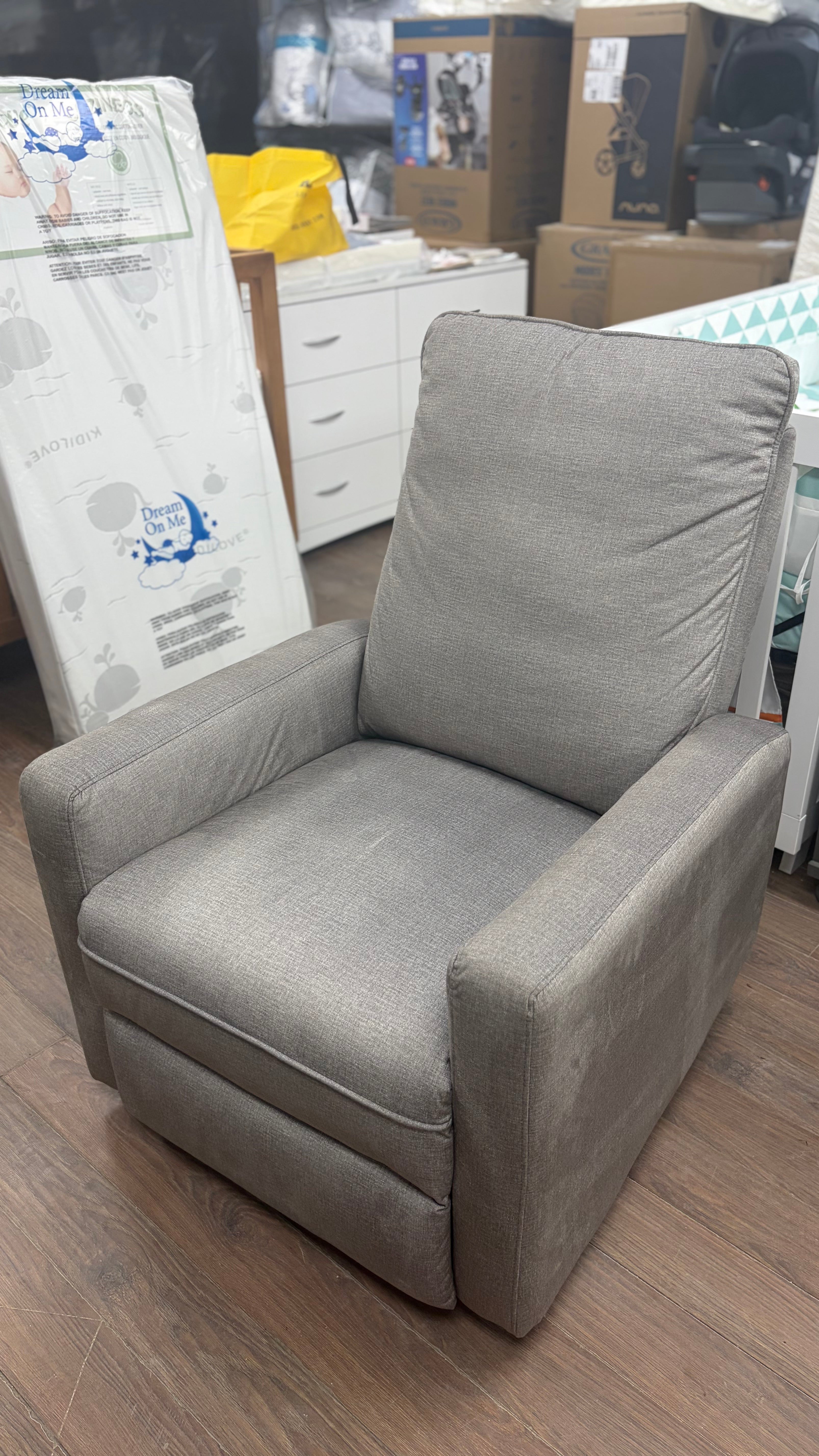 Theo Power Reclining Glider | Soft Ash *Store Sample