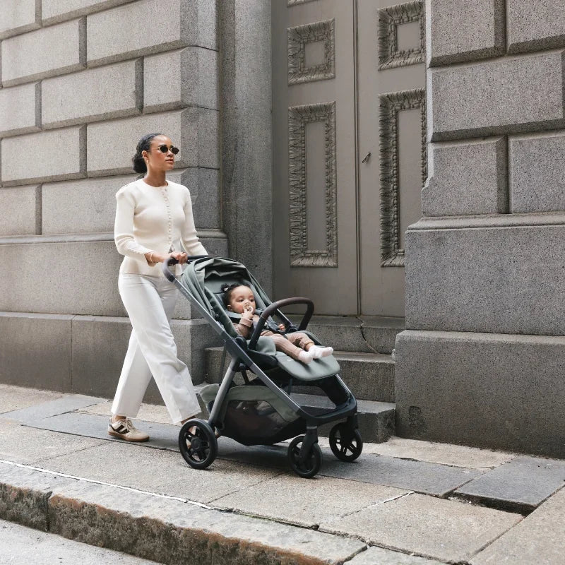 UPPAbaby Kona Compact Stroller | Evelyn